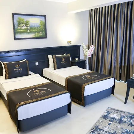 Hotel Dream Palace 3*